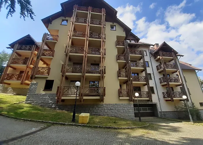 Szklar-ski Apartment *